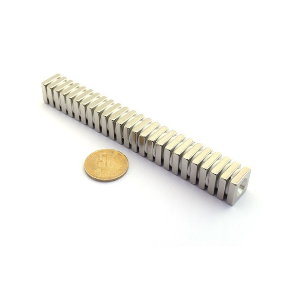 Неодимов магнит блок 15 x 15 x 4 мм с потопена дупка D4,5 D9,6 - N35 комплект