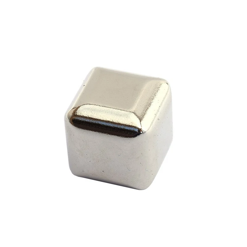 Magnet neodim cub 15 mm - r4