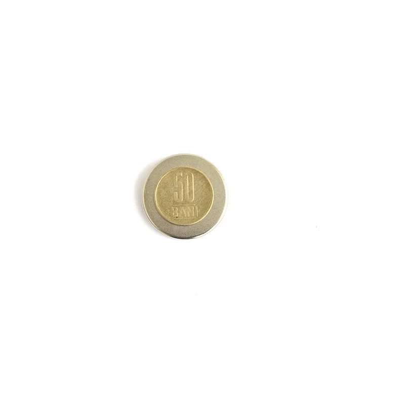 Magnet neodim disc 30 x 7 mm peste moneda de 50 bani