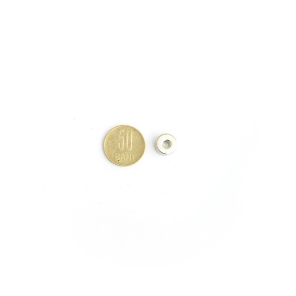 Magnet neodim inel 12 x 4 x 6 mm de sus cu moneda de 50 bani