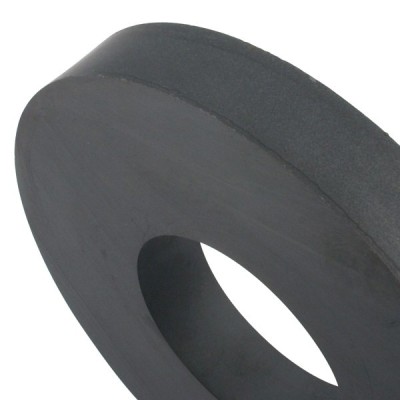 Magnet ferită inel 140 x 60 x 20 mm 4