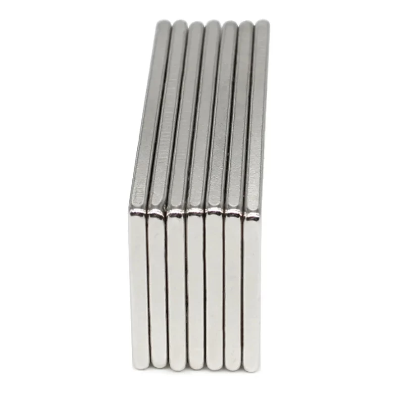 Magnet neodim bloc 40 x 20 x 2 mm - grup vertical