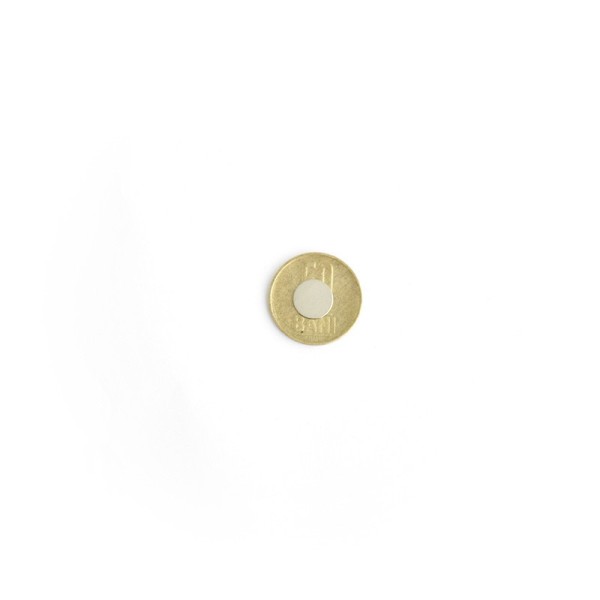 Magnet neodim disc 10 x 0.5 mm peste moneda de 50 bani