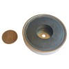 Magnet ferită oală D 63 mm cu gaură cu șanfren 2